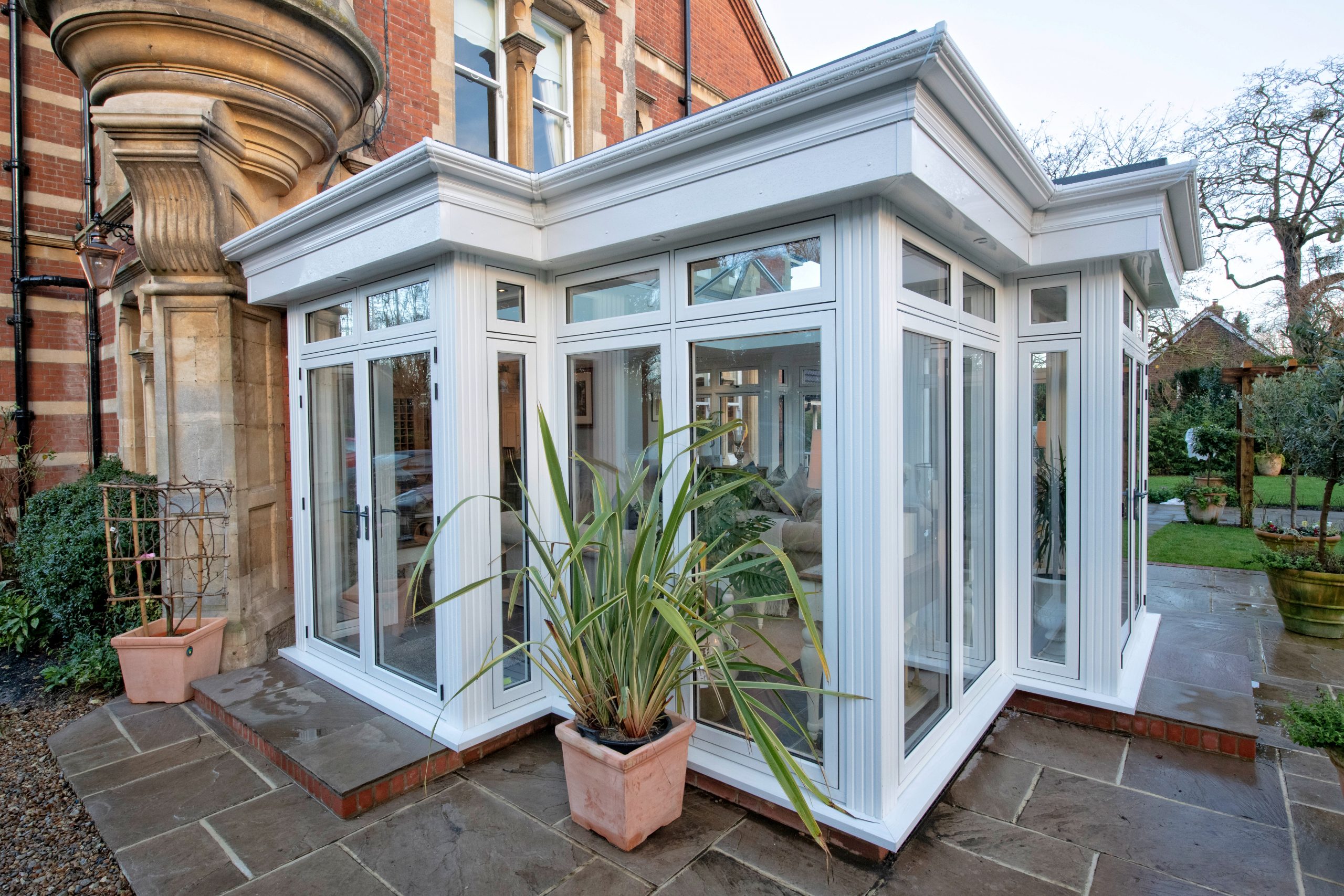 residence 9 windows