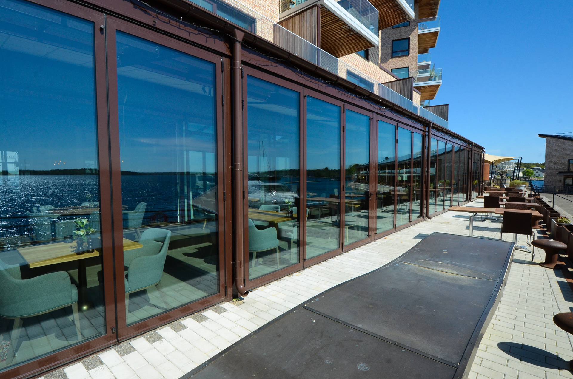 Advancements In Shop Front Technology And Materials
